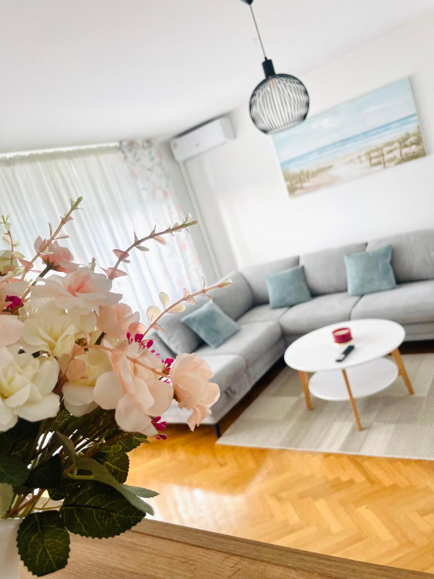 Apartman Bago Deluxe Near Zagreb Airport Velika Gorica Exterior foto